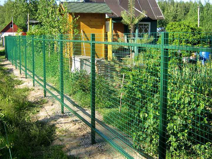 Красивый забор : изюминка для вашей усадьбы (65 фото)