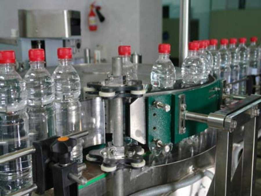 Производство бутилированной воды как бизнес: оборудование и технология