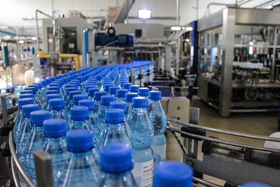 Производство бутилированной воды как бизнес: оборудование и технология