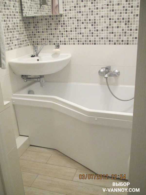 Дизайн маленькой ванной комнаты - 140 фото идей сочетания и красивого ремонта