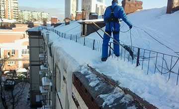 Как выбрать оптимальный угол крыши для схода снега?