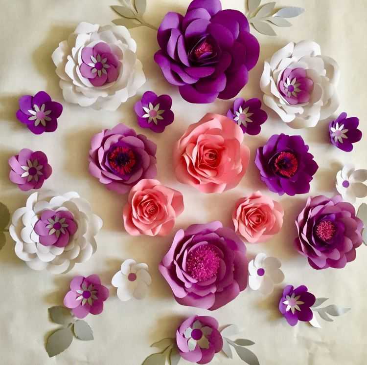 Искусственные цветы в интерьере: 100+ фото [красивый дизайн 2019]