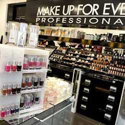Как открыть магазин косметики: строим бизнес на красоте