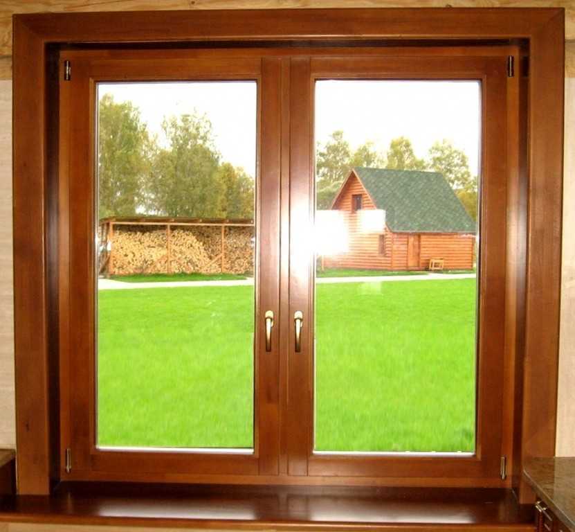 Почему потеют деревянные окна: между рамами, изнутри, что делать, как устранить