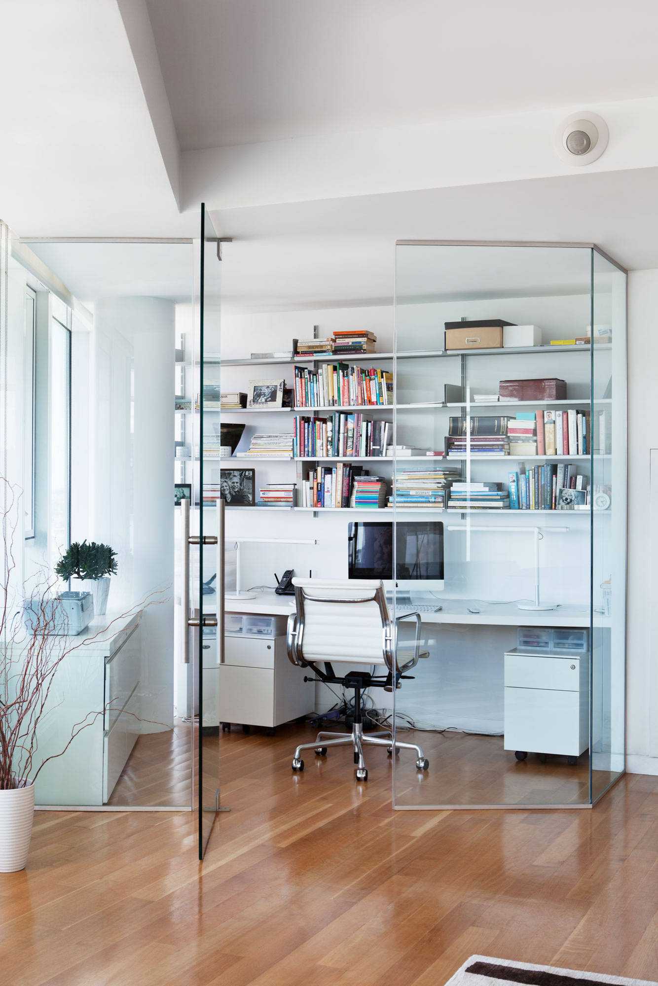Стеклянные перегородки в квартире. фото ⋆ новые идеи 2020 ⋆ дизайн комнат, советы экспертов