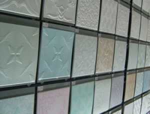 Разновидности и порядок применения клеев для потолочной плитки из пенопласта
