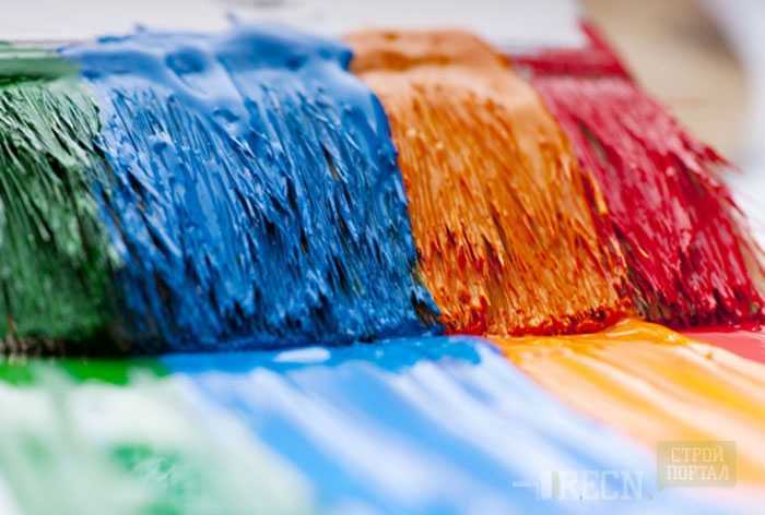 Стоит ли использовать масляные краски в работе?