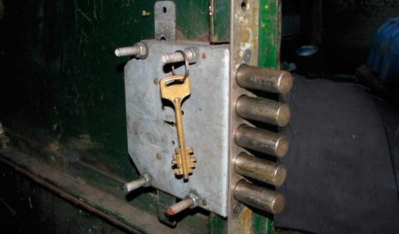 Как сварить дверь из металла