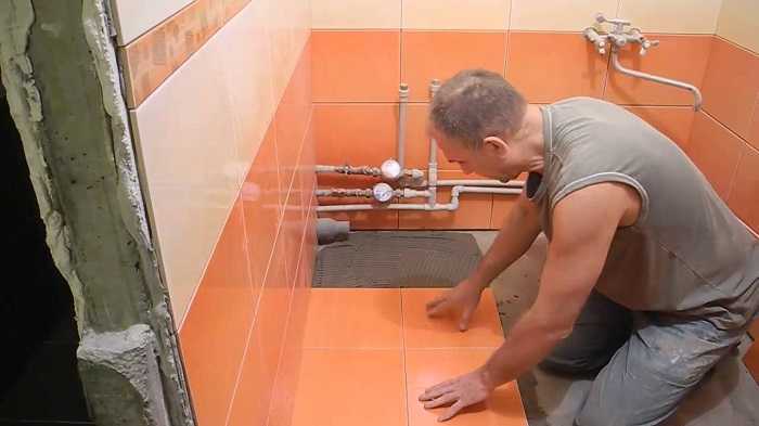 Обработка стен в ванной перед укладкой плитки