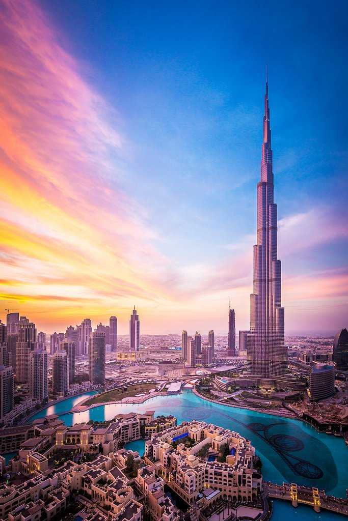 Бурдж халифа – самый высокий небоскреб в мире и главная достопримечательность дубая